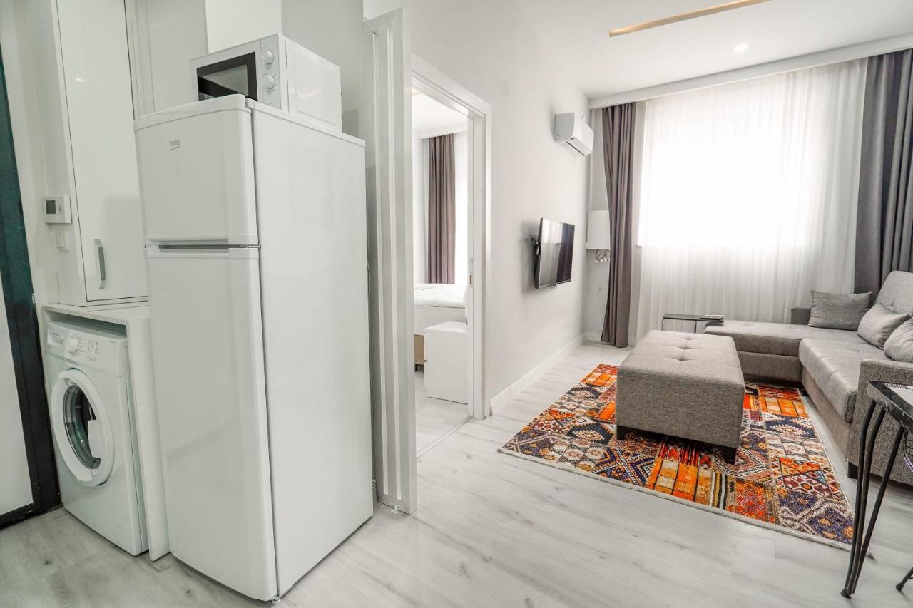 Апартаменты Charming And Central Flat Near Beach In Muratpasa Анталья Экстерьер фото