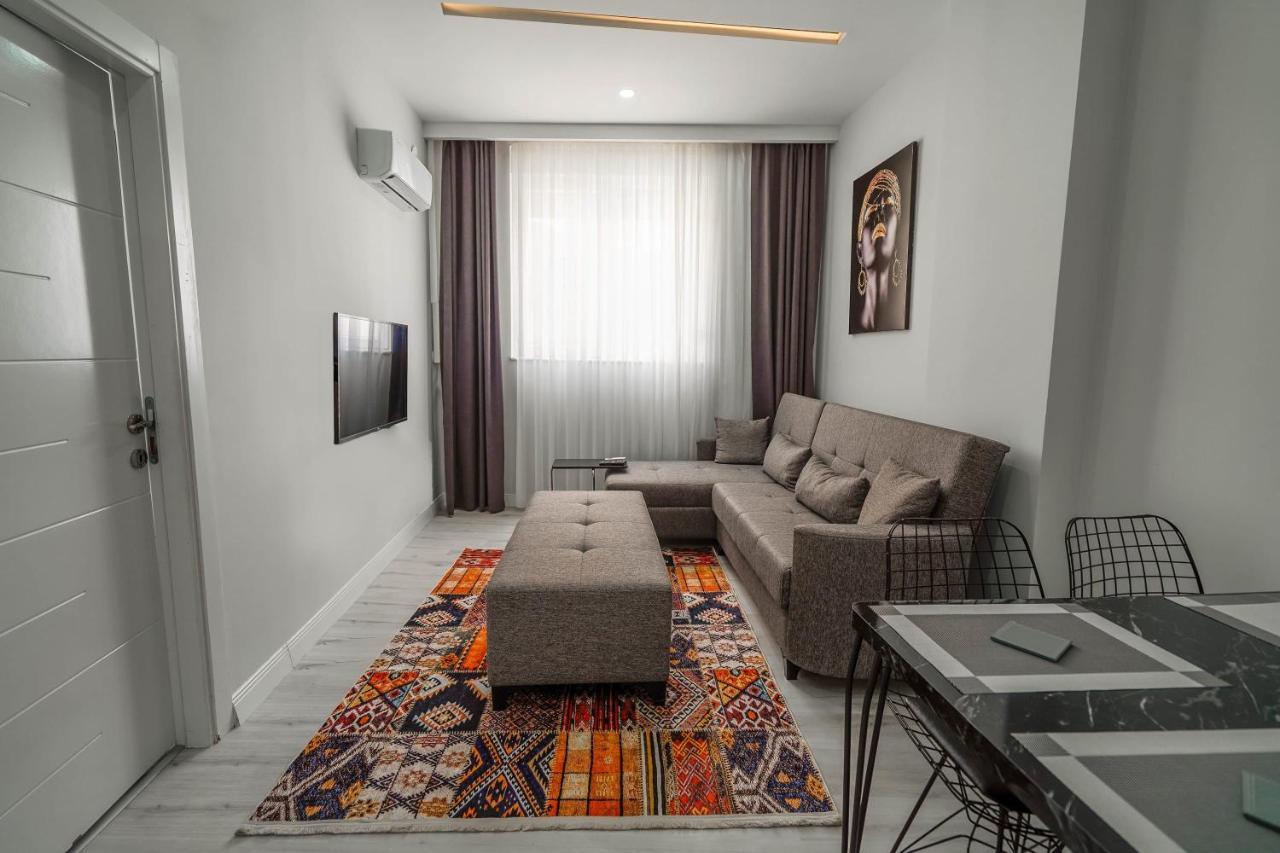 Апартаменты Charming And Central Flat Near Beach In Muratpasa Анталья Экстерьер фото