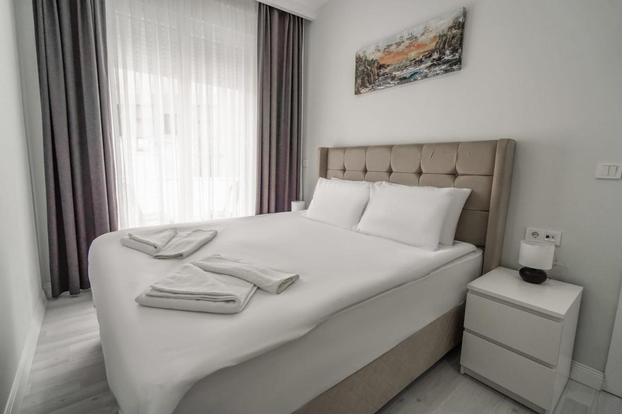 Апартаменты Charming And Central Flat Near Beach In Muratpasa Анталья Экстерьер фото